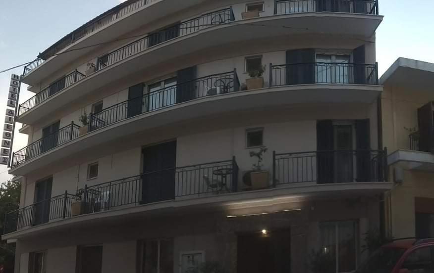 Hotel Διεθνές ザハロ エクステリア 写真