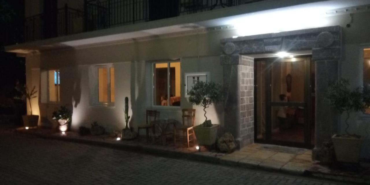 Hotel Διεθνές ザハロ エクステリア 写真