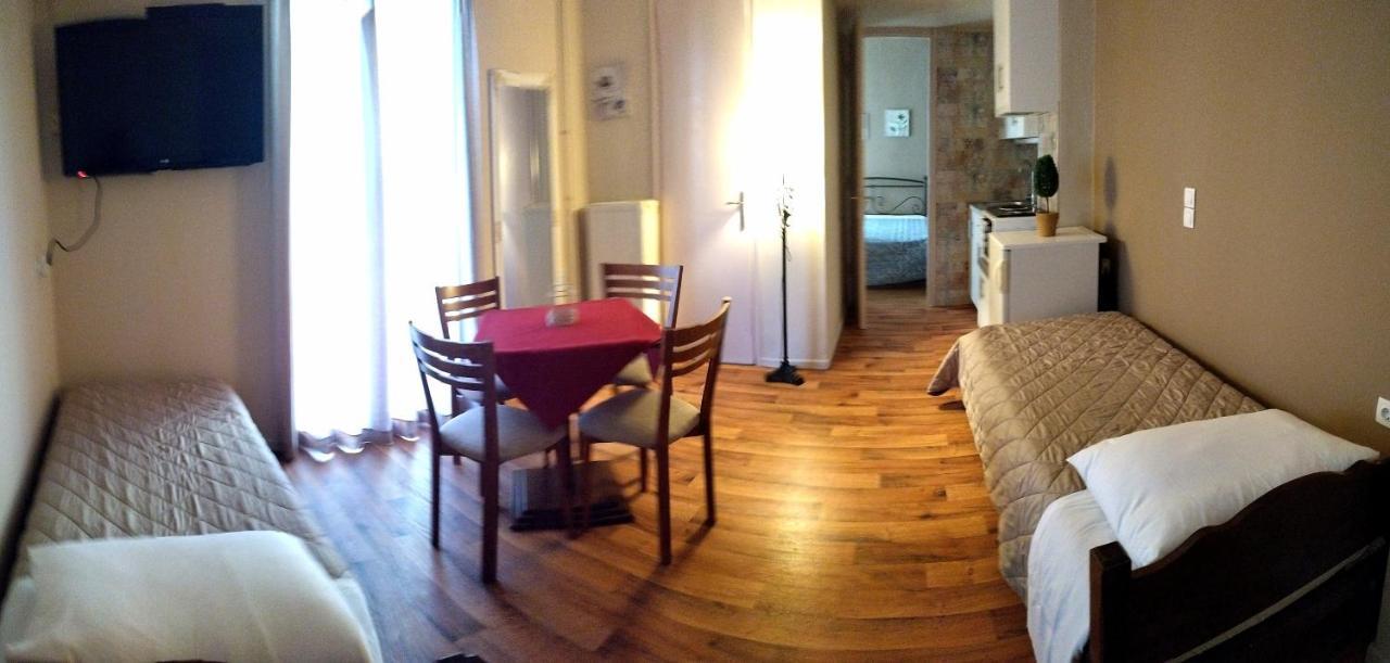 Hotel Διεθνές ザハロ エクステリア 写真