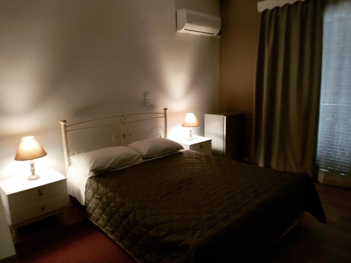 Hotel Διεθνές ザハロ エクステリア 写真